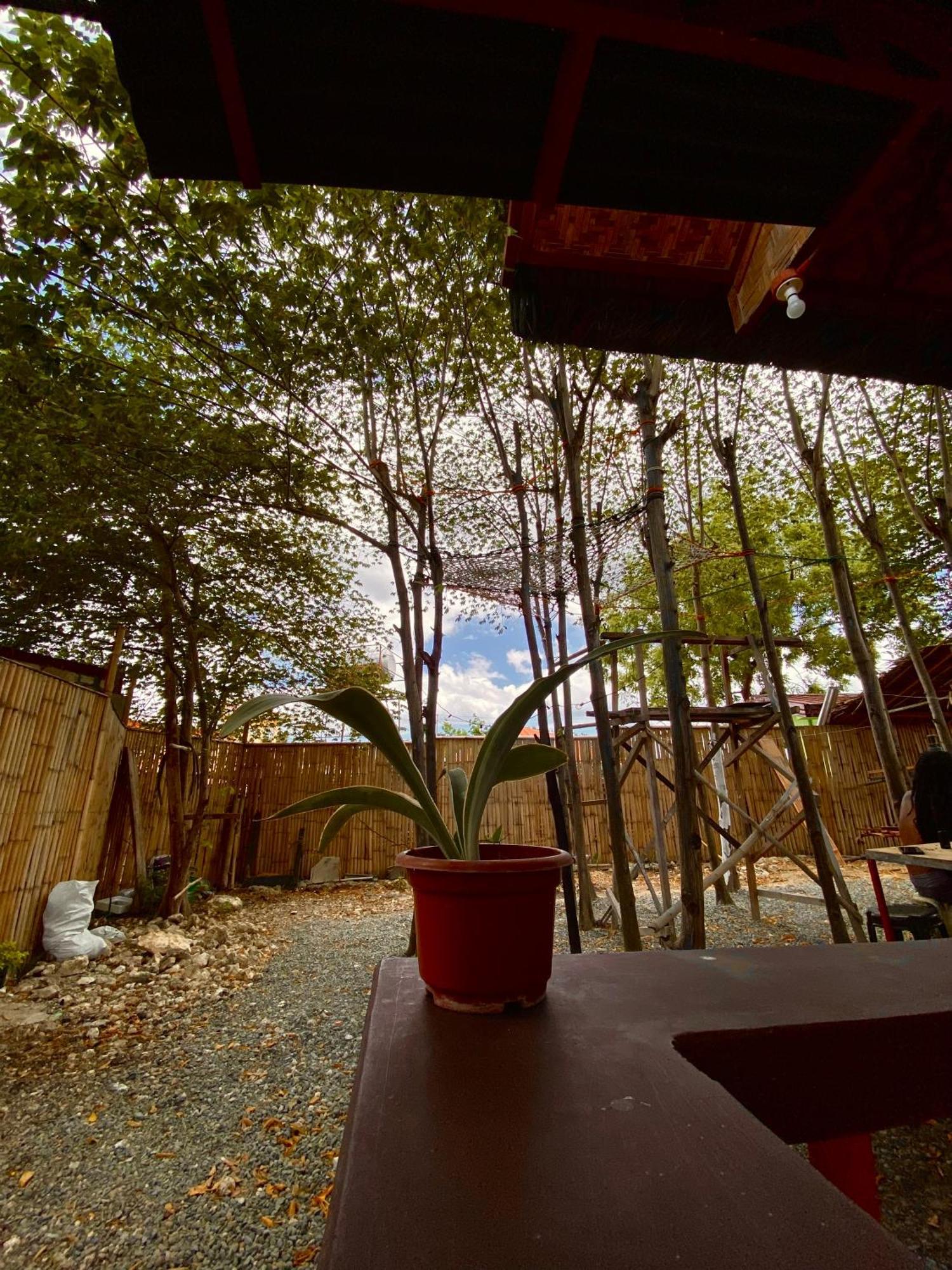 Moalboal Panagsama Beach Topbudz Hostel Exterior photo