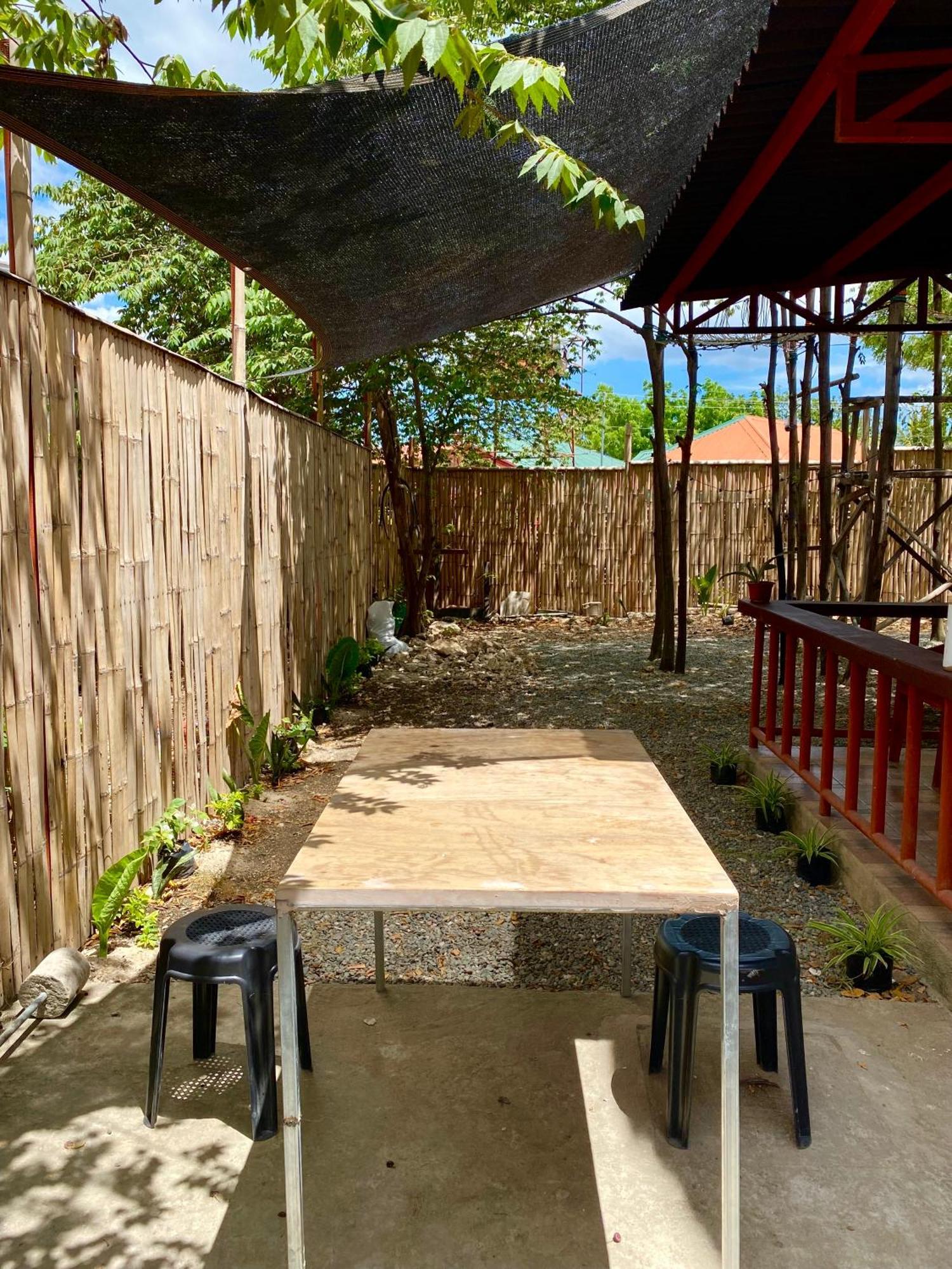 Moalboal Panagsama Beach Topbudz Hostel Exterior photo