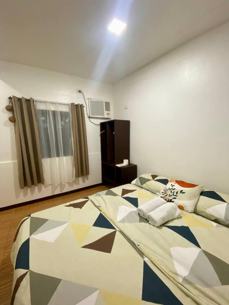 Moalboal Panagsama Beach Topbudz Hostel Exterior photo